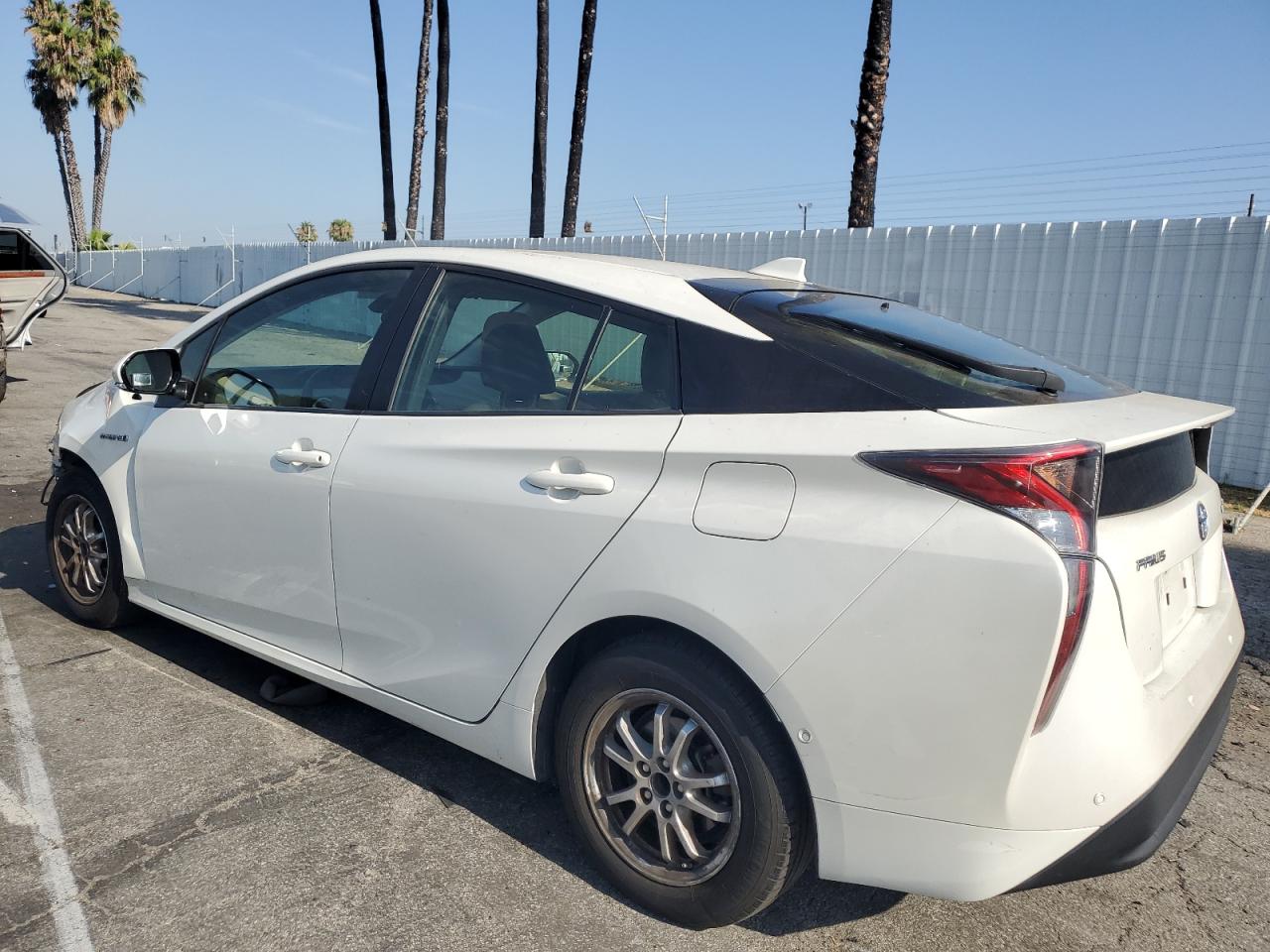 JTDKBRFU5H3043728 2017 Toyota Prius