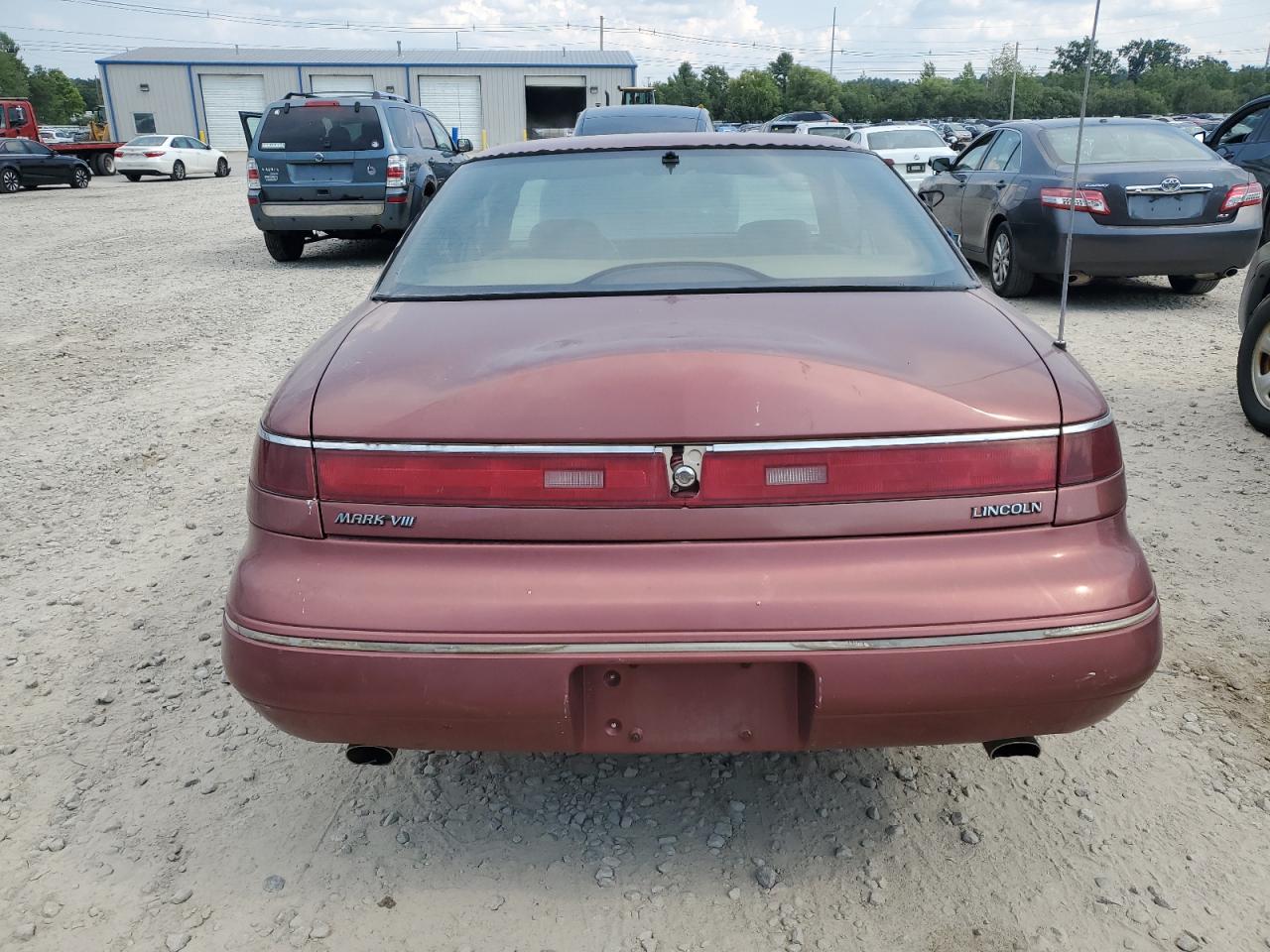 1995 Lincoln Mark Viii Base VIN: 1LNLM91V4SY616185 Lot: 65330904