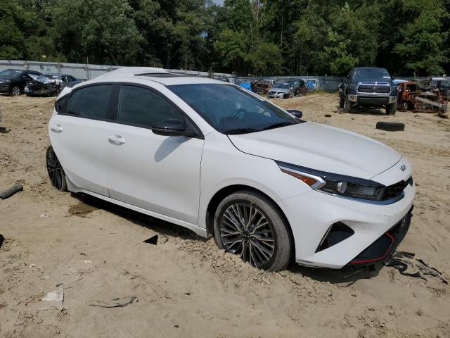 3KPF54AD0NE456745 Kia Forte GT L 4