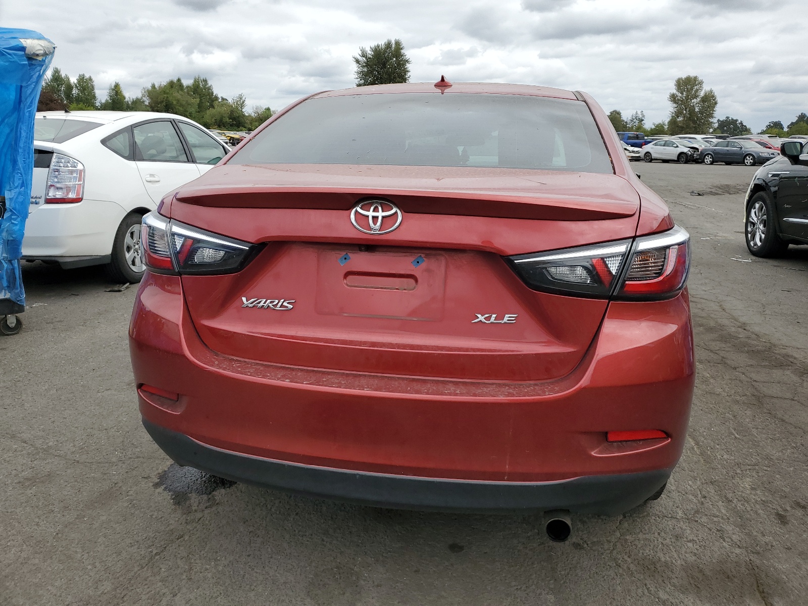 3MYDLBYV8KY511471 2019 Toyota Yaris L