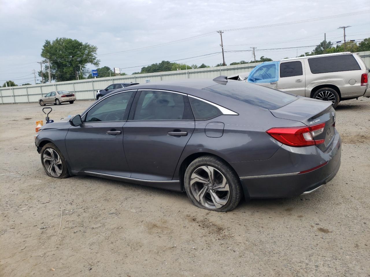 1HGCV1F46JA121272 2018 Honda Accord Ex