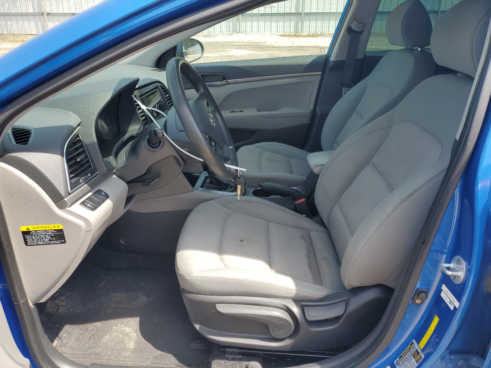 KMHD74LF8HU104157 2017 Hyundai Elantra Se