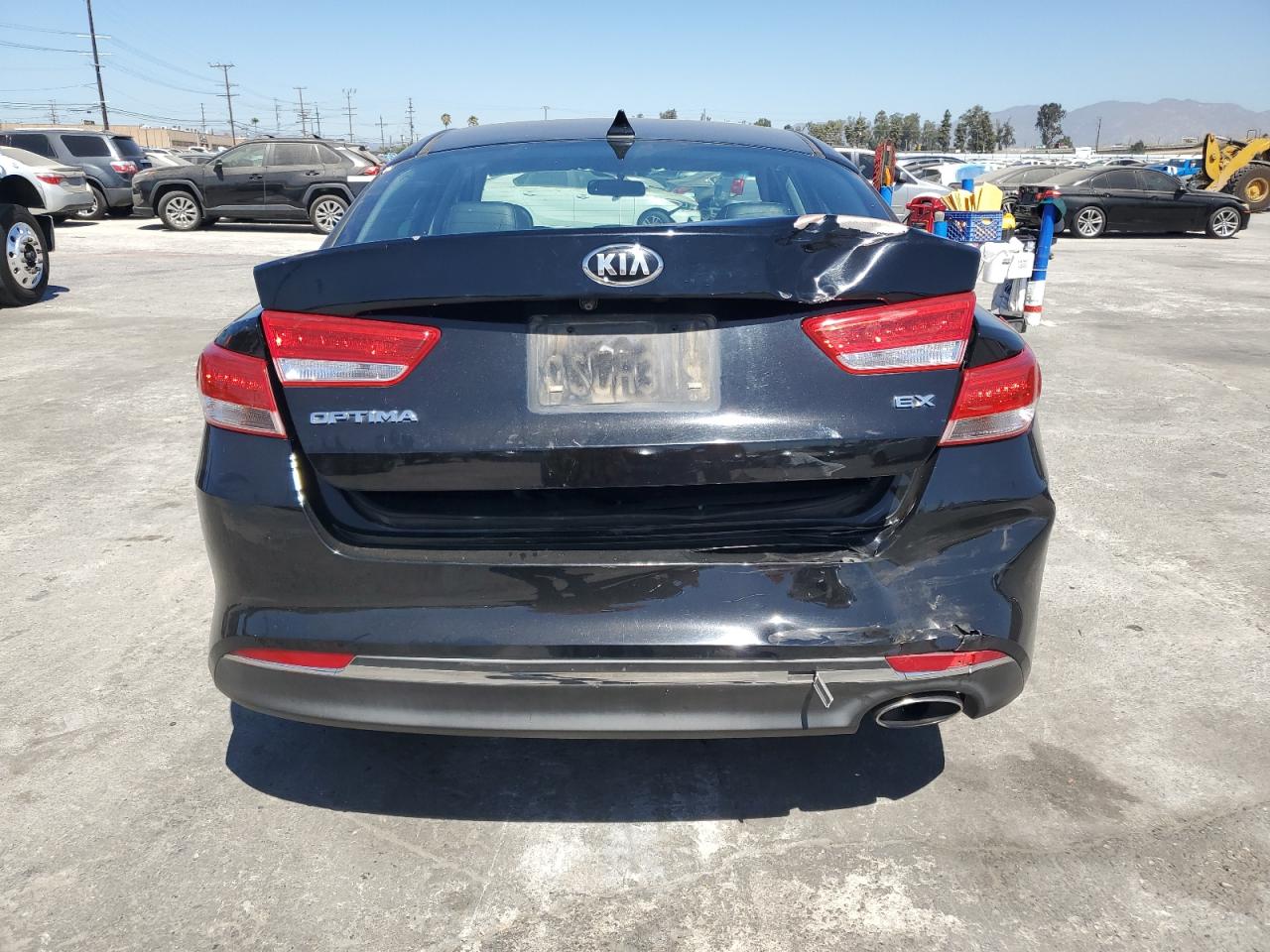 2017 Kia Optima Ex VIN: 5XXGU4L35HG138255 Lot: 67820774