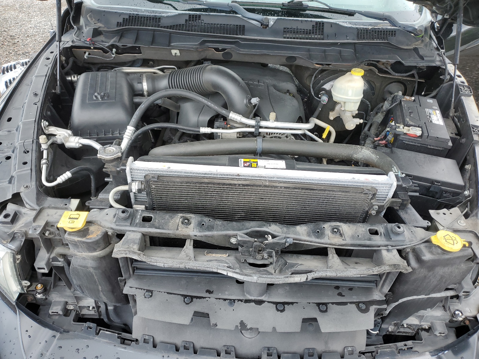 1C6RR6LT7FS649689 2015 Ram 1500 Slt