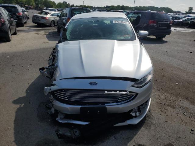  FORD FUSION 2017 Сріблястий