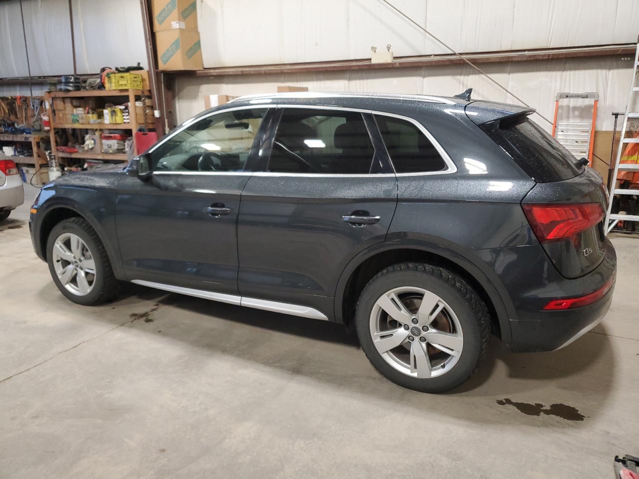 WA1CNAFY7J2032932 2018 Audi Q5 Prestige