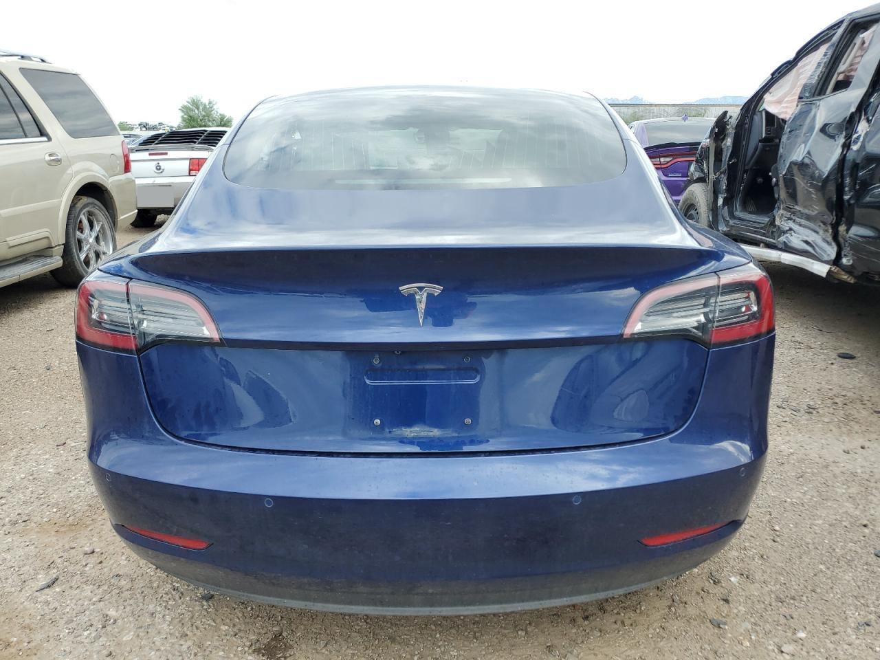 2018 Tesla Model 3 VIN: 5YJ3E1EB5JF096581 Lot: 65847554