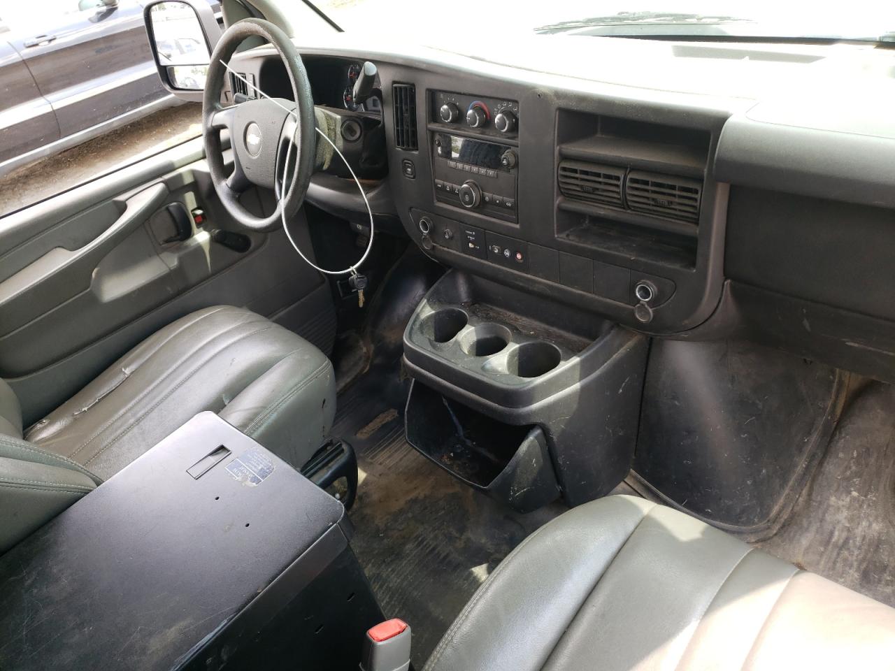 2013 Chevrolet Express G2500 VIN: 1GCWGFFA0D1140137 Lot: 66958574