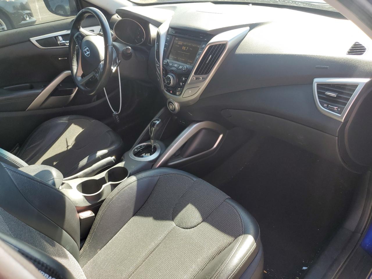2012 Hyundai Veloster VIN: KMHTC6AD9CU067262 Lot: 68553064