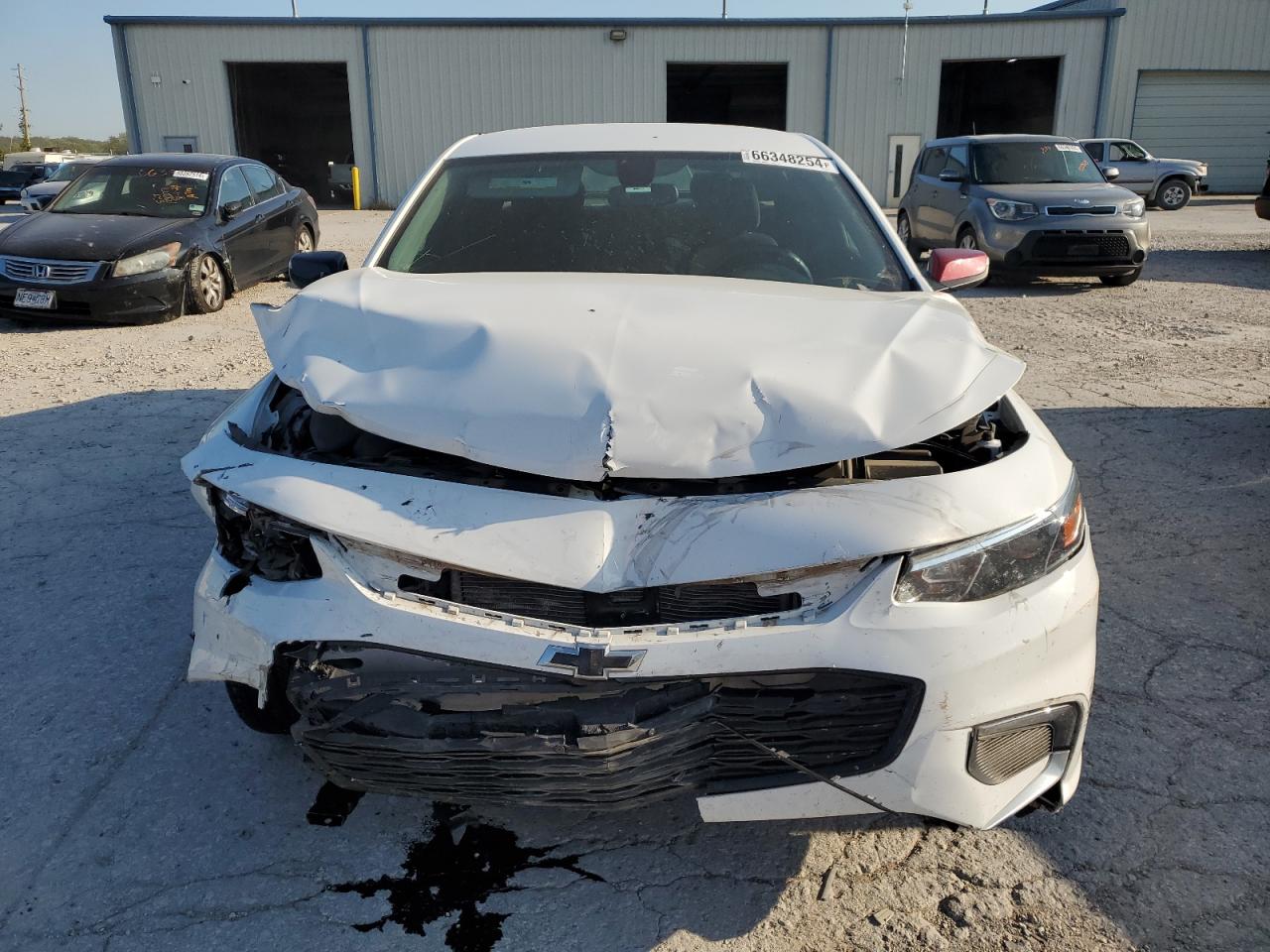 1G1ZD5ST0JF165733 2018 Chevrolet Malibu Lt