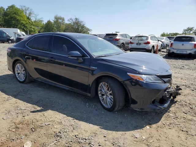  TOYOTA CAMRY 2018 Granatowy