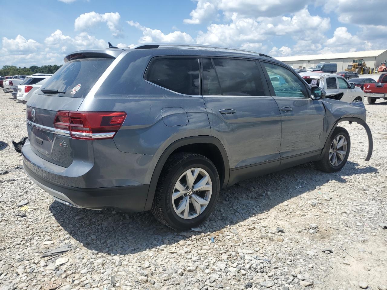 2019 Volkswagen Atlas - Image 3