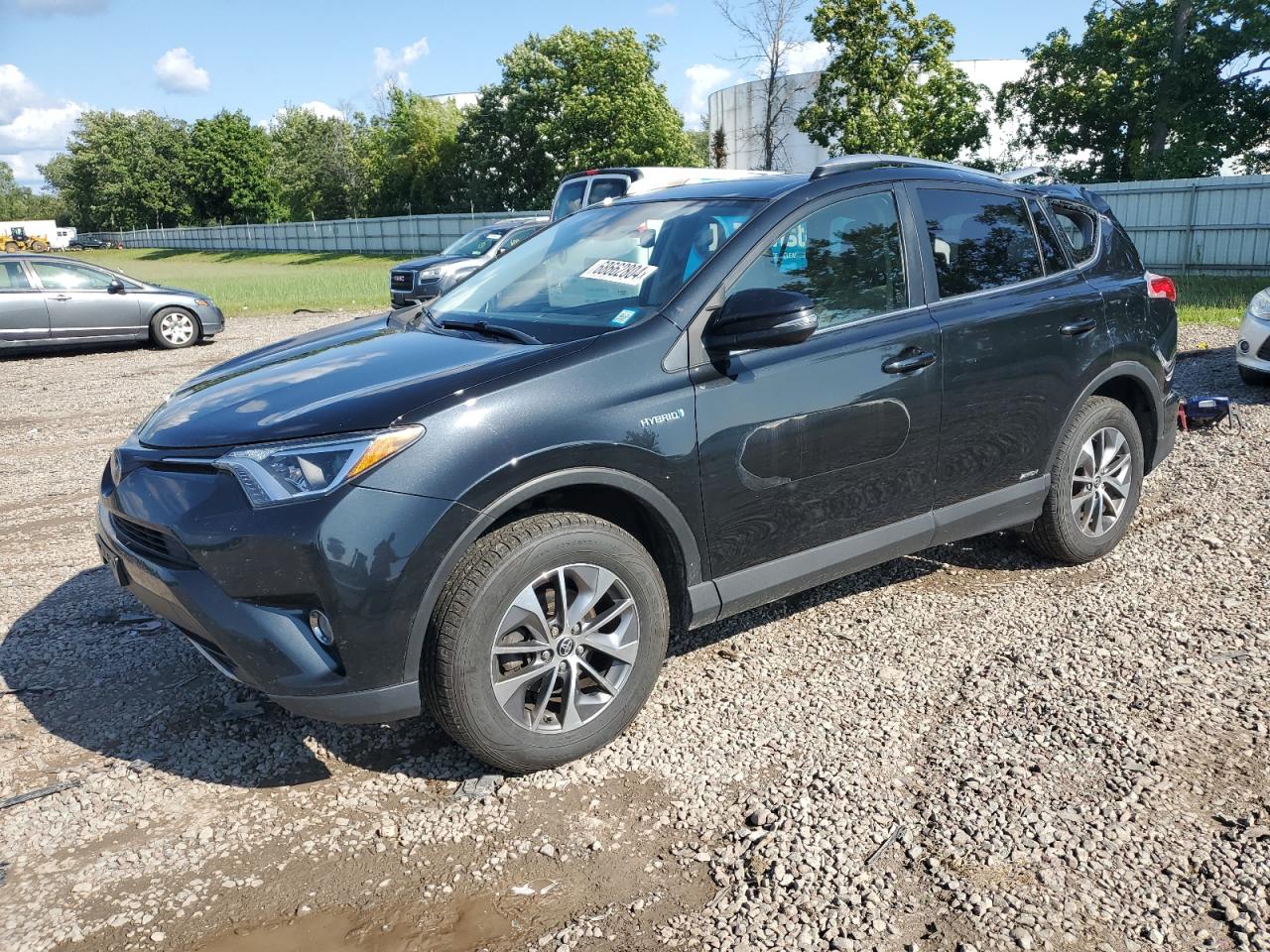 JTMRJREV5HD074824 2017 TOYOTA RAV 4 - Image 1