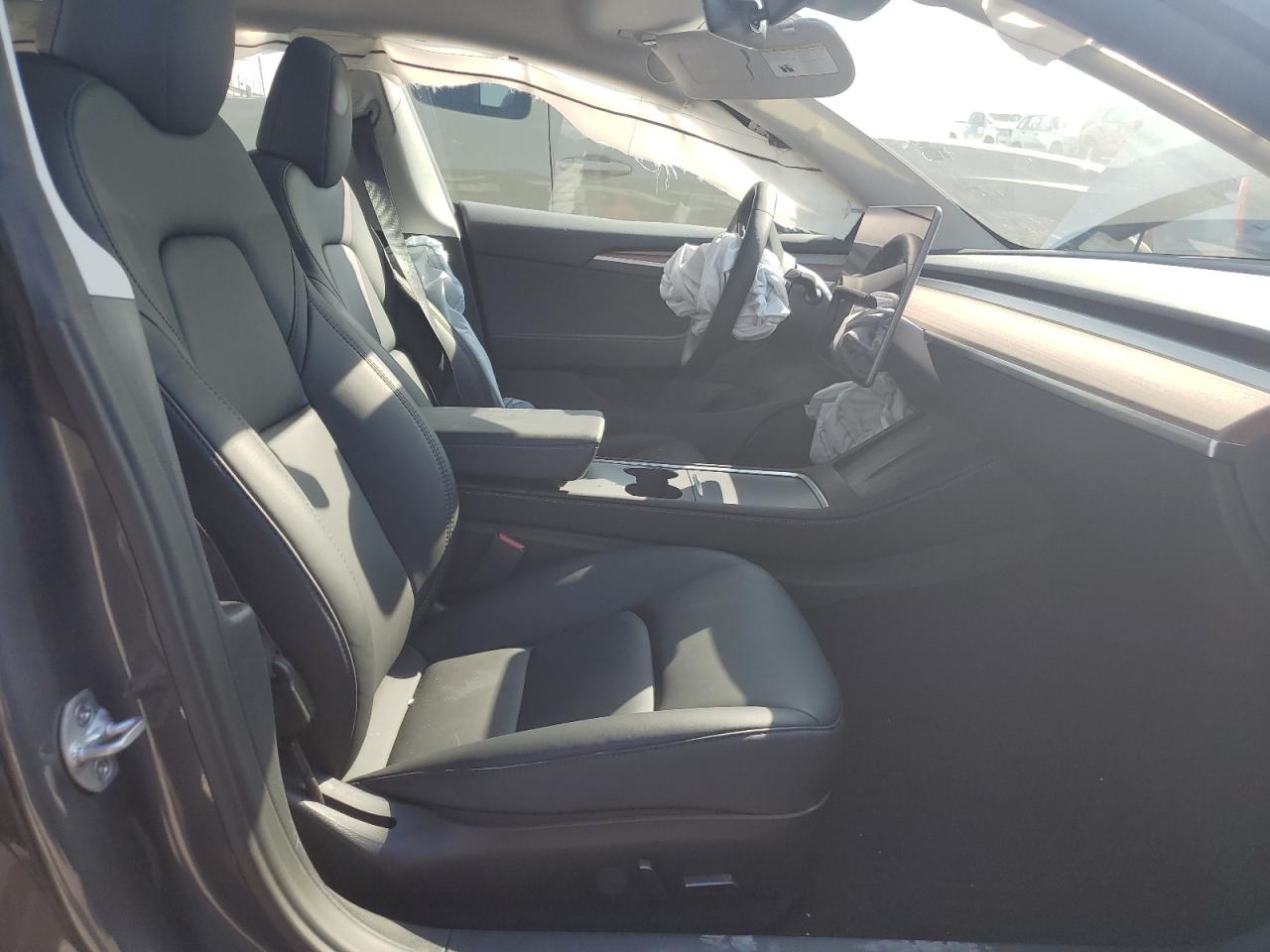 5YJ3E1EA9PF694169 2023 Tesla Model 3