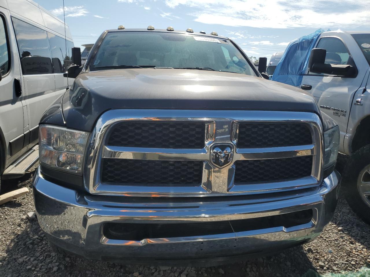 3C63RPGL6JG266719 2018 Ram 3500 St