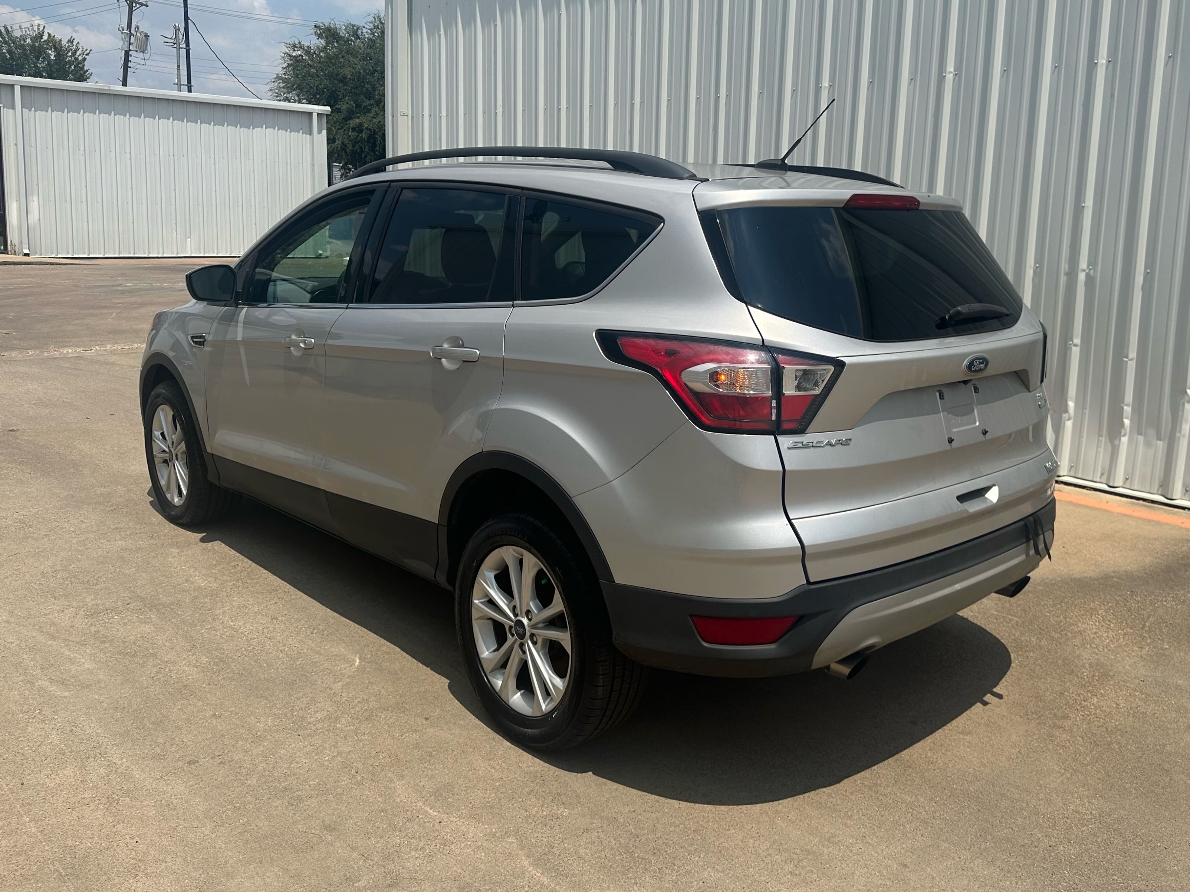 2018 Ford Escape Se vin: 1FMCU9GD0JUD07334