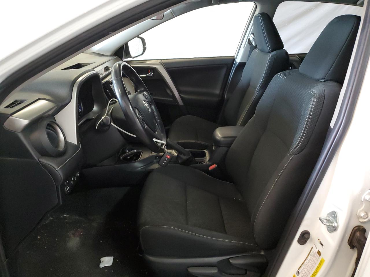 2017 Toyota Rav4 Xle VIN: JTMWFREV8HD095039 Lot: 67281124