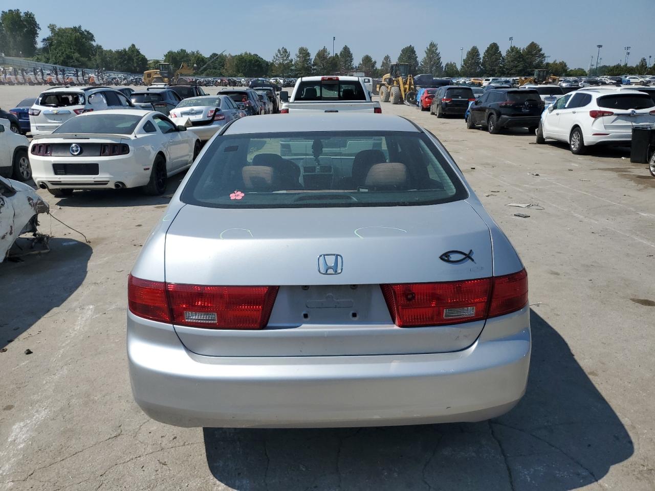 1HGCM56425A174597 2005 Honda Accord Lx