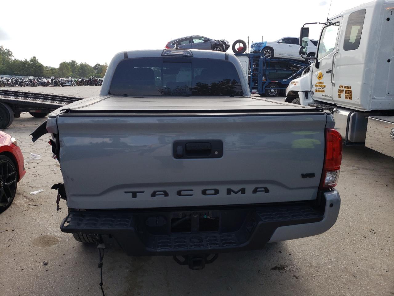 3TMCZ5AN4KM260959 2019 Toyota Tacoma Double Cab