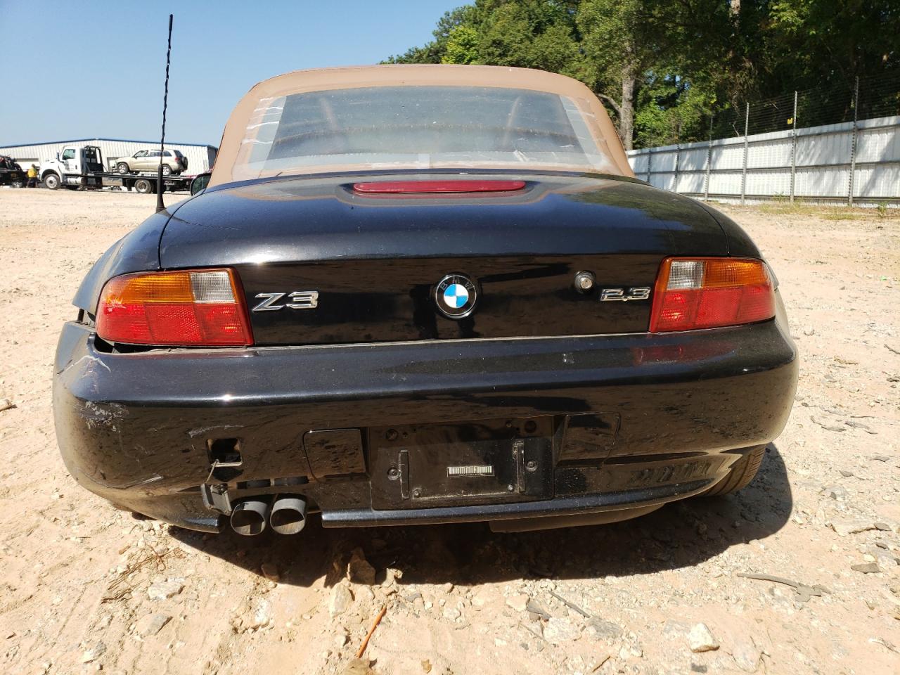 4USCH9339XLF82217 1999 BMW Z3 2.3