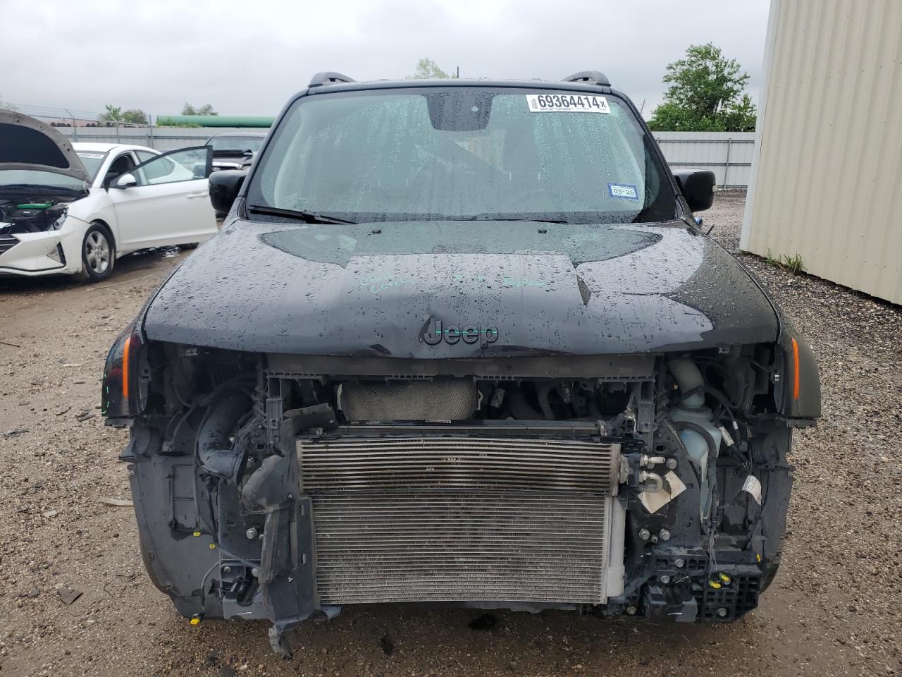 2018 Jeep Renegade - Image 5