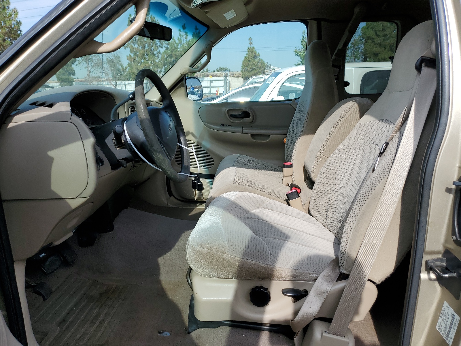 1FTRX17L9YKA91911 2000 Ford F150