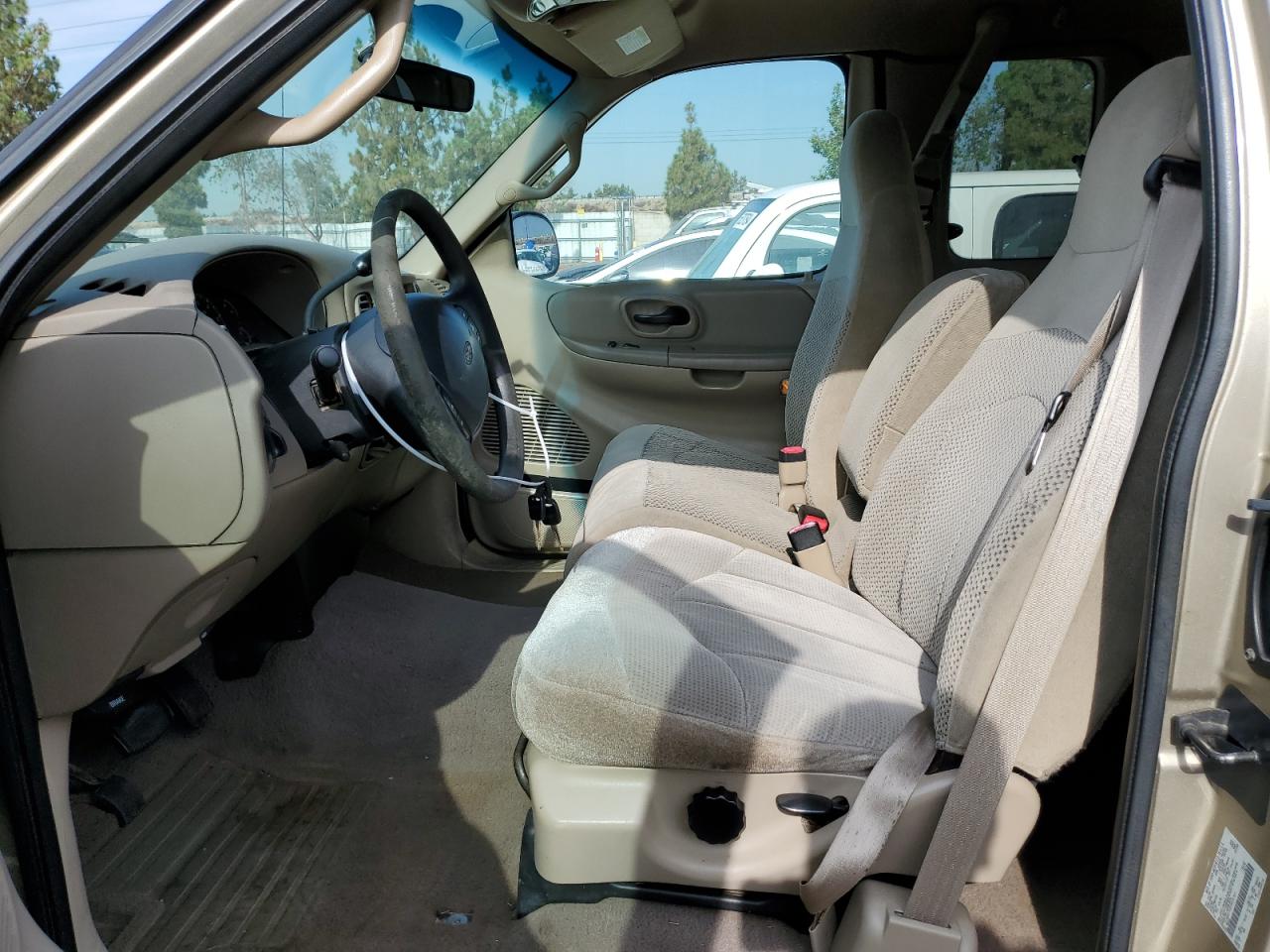 2000 Ford F150 VIN: 1FTRX17L9YKA91911 Lot: 65749284