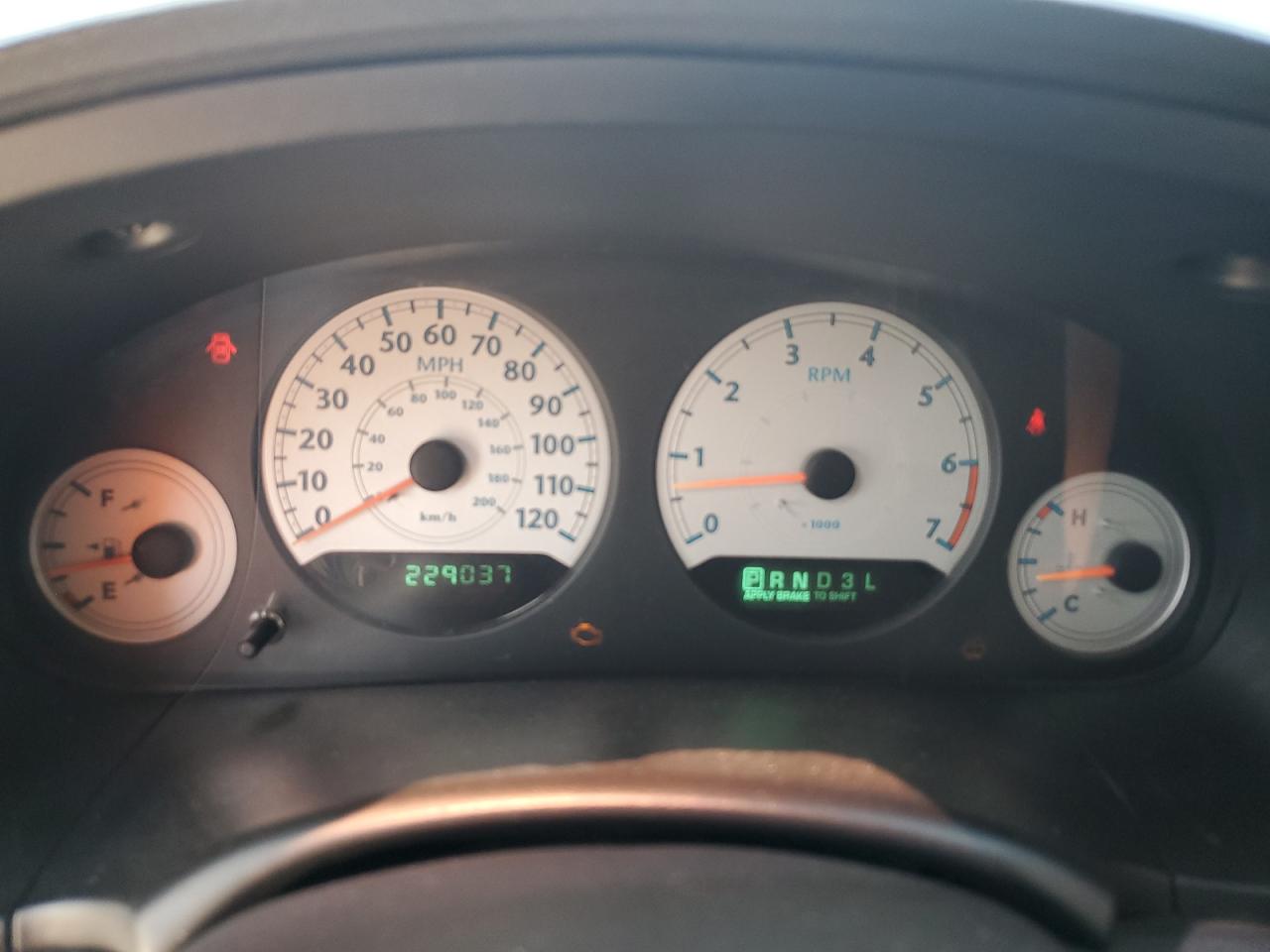 2005 Chrysler Town & Country Touring VIN: 2C4GP54L95R583998 Lot: 66485004