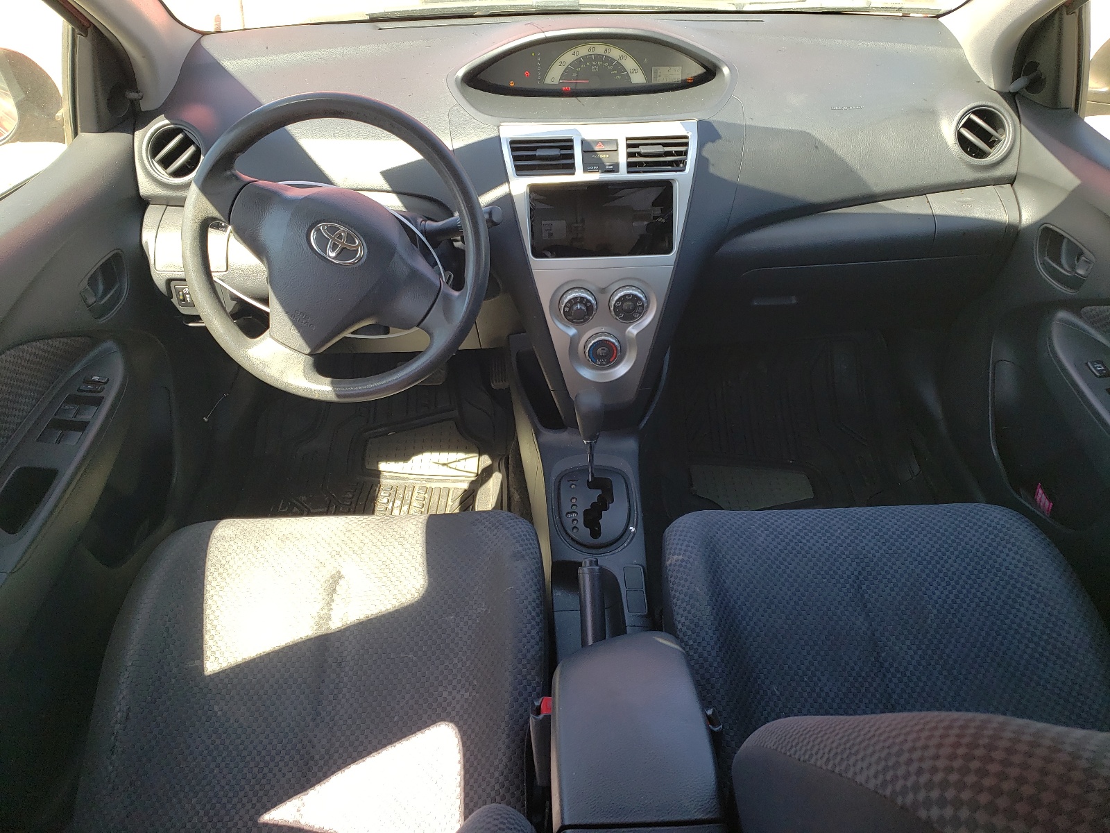 JTDBT923381245005 2008 Toyota Yaris