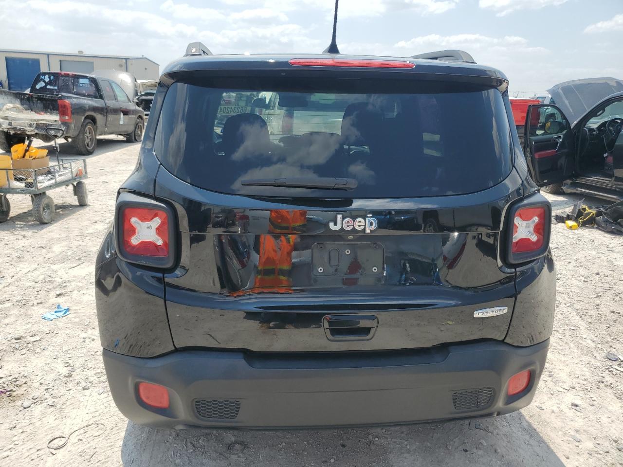 ZACCJABB0JPH07772 2018 Jeep Renegade Latitude