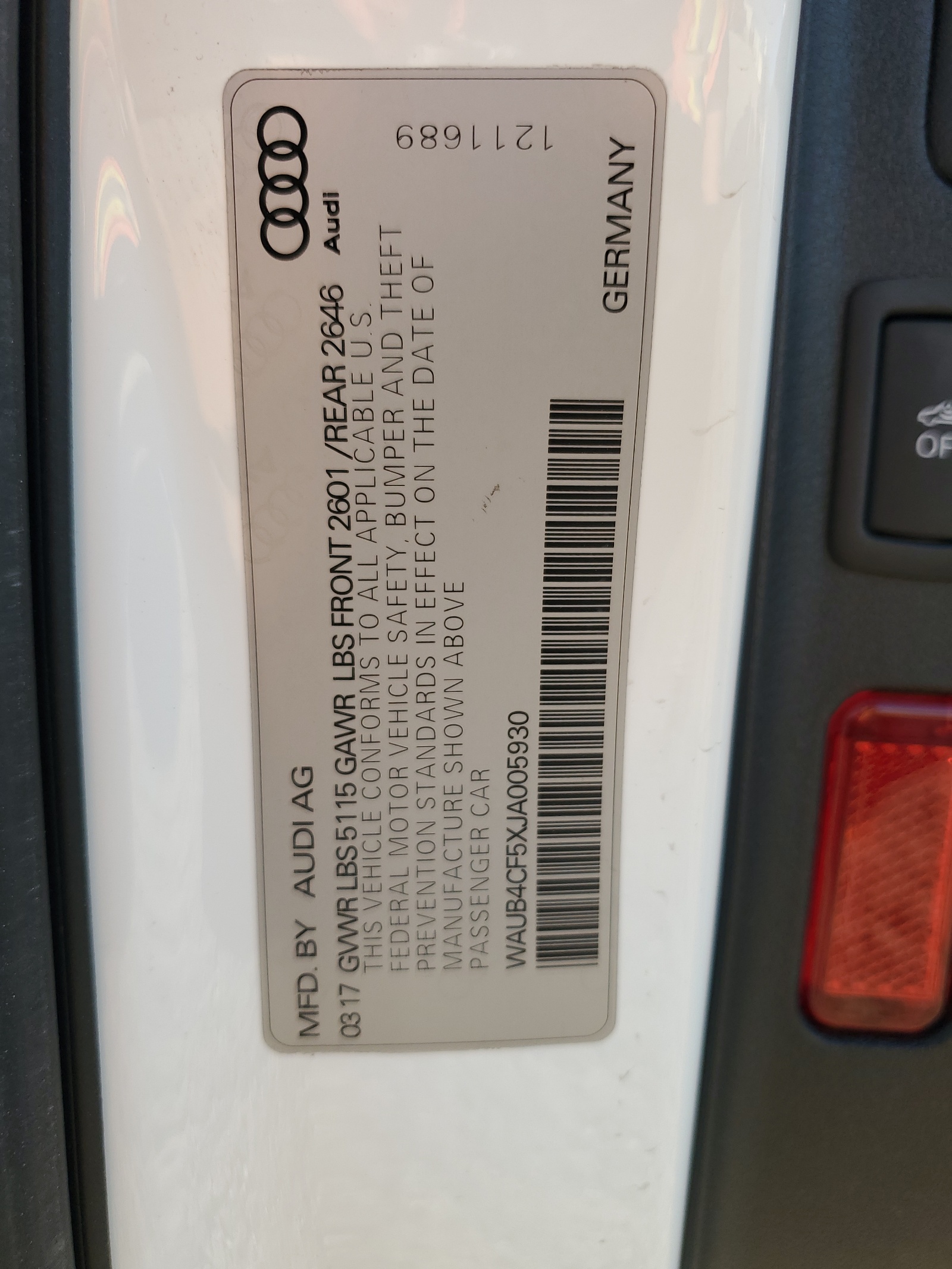 Фото: WAUB4CF5XJA005930 - 14