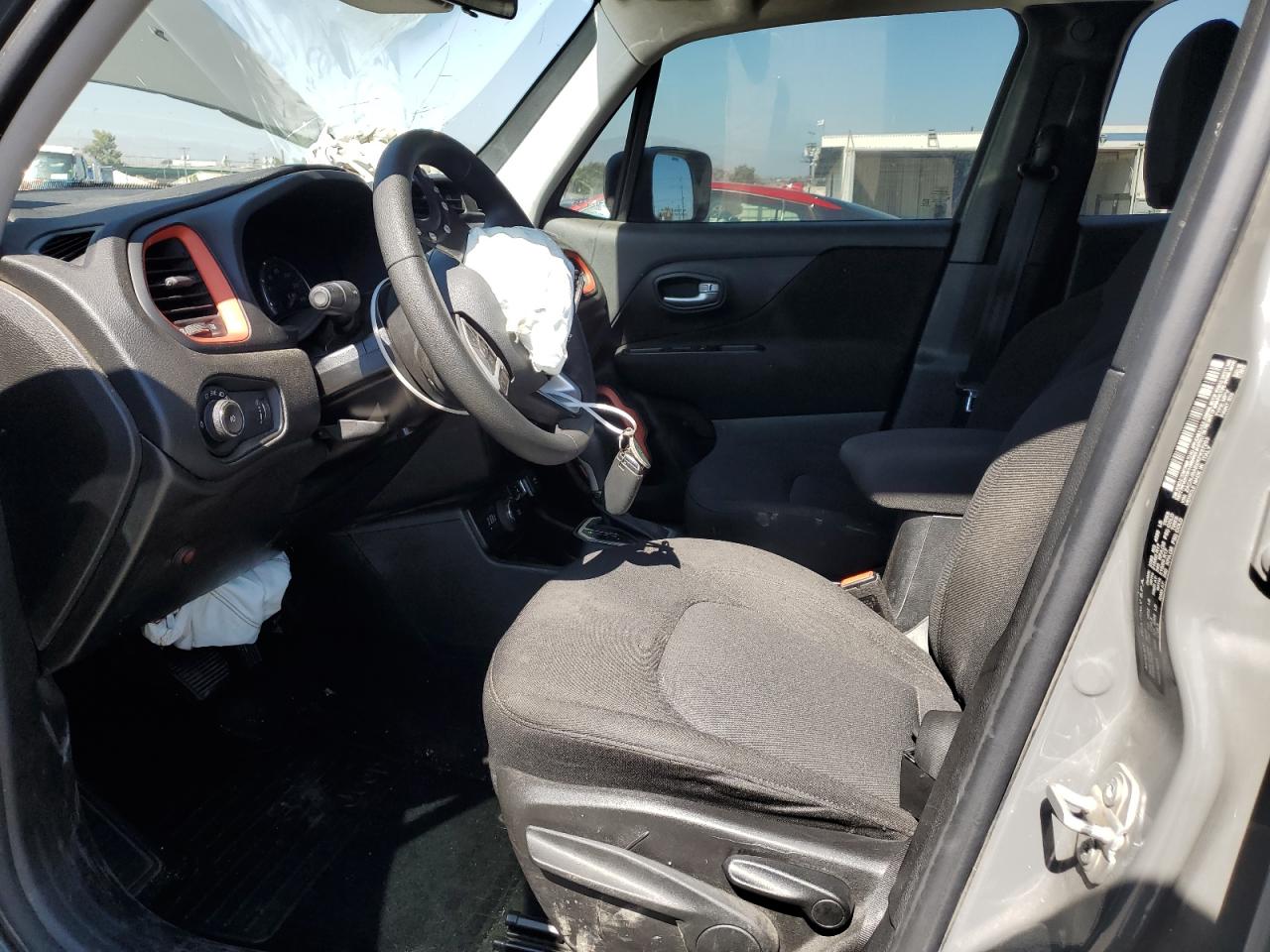 ZACNJBAB2KPK57203 2019 Jeep Renegade Sport