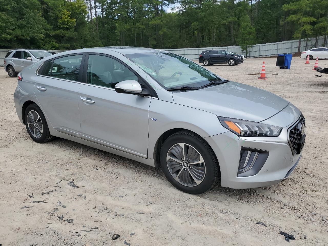 2020 Hyundai Ioniq Limited VIN: KMHCX5LDXLU233607 Lot: 65935244