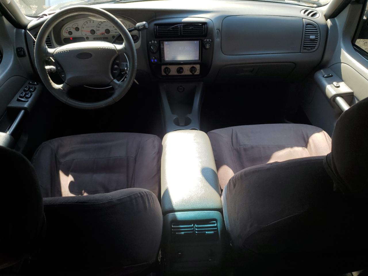 2004 Ford Explorer Sport Trac VIN: 1FMZU77K34UB75378 Lot: 66573174