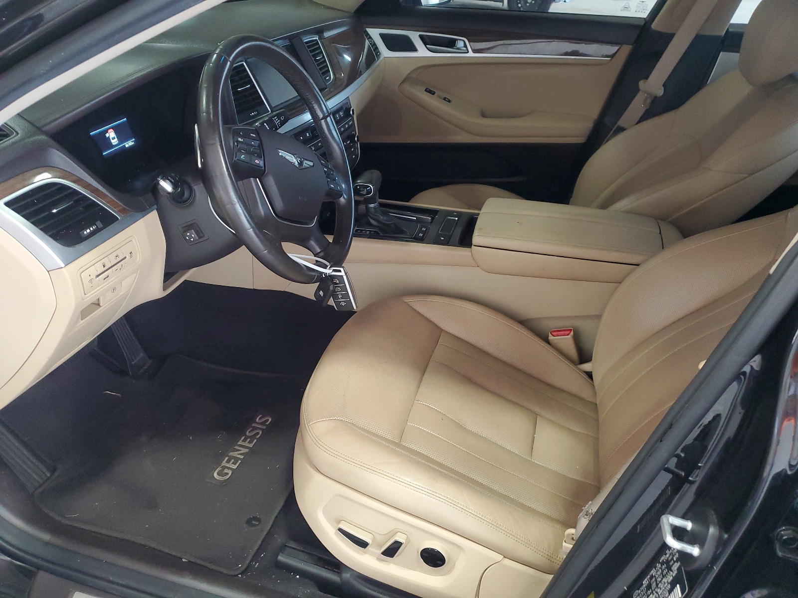 KMHGN4JEXJU232208 2018 Genesis G80 Base