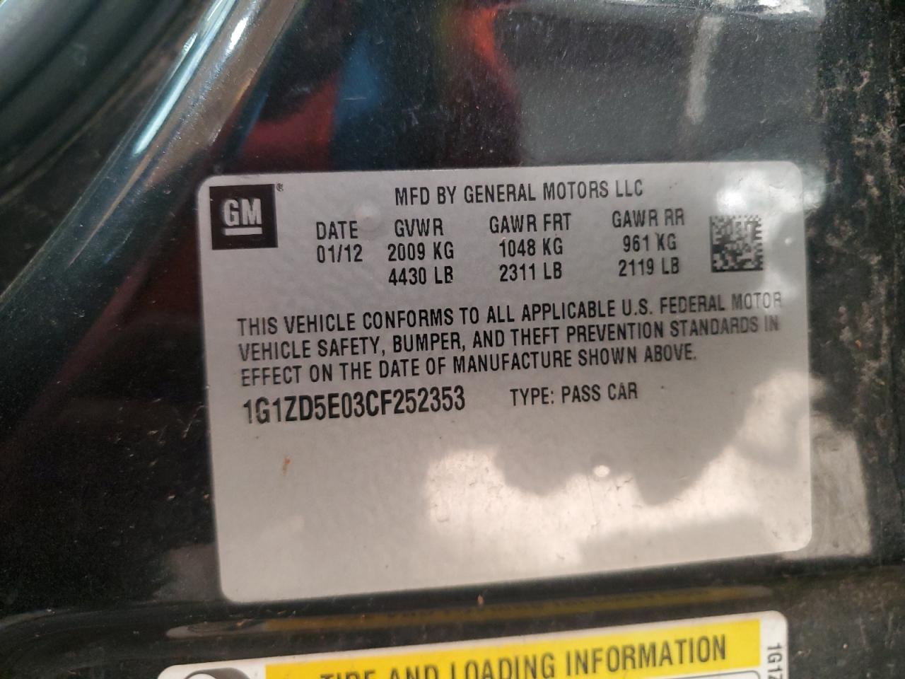 1G1ZD5E03CF252353 2012 Chevrolet Malibu 2Lt
