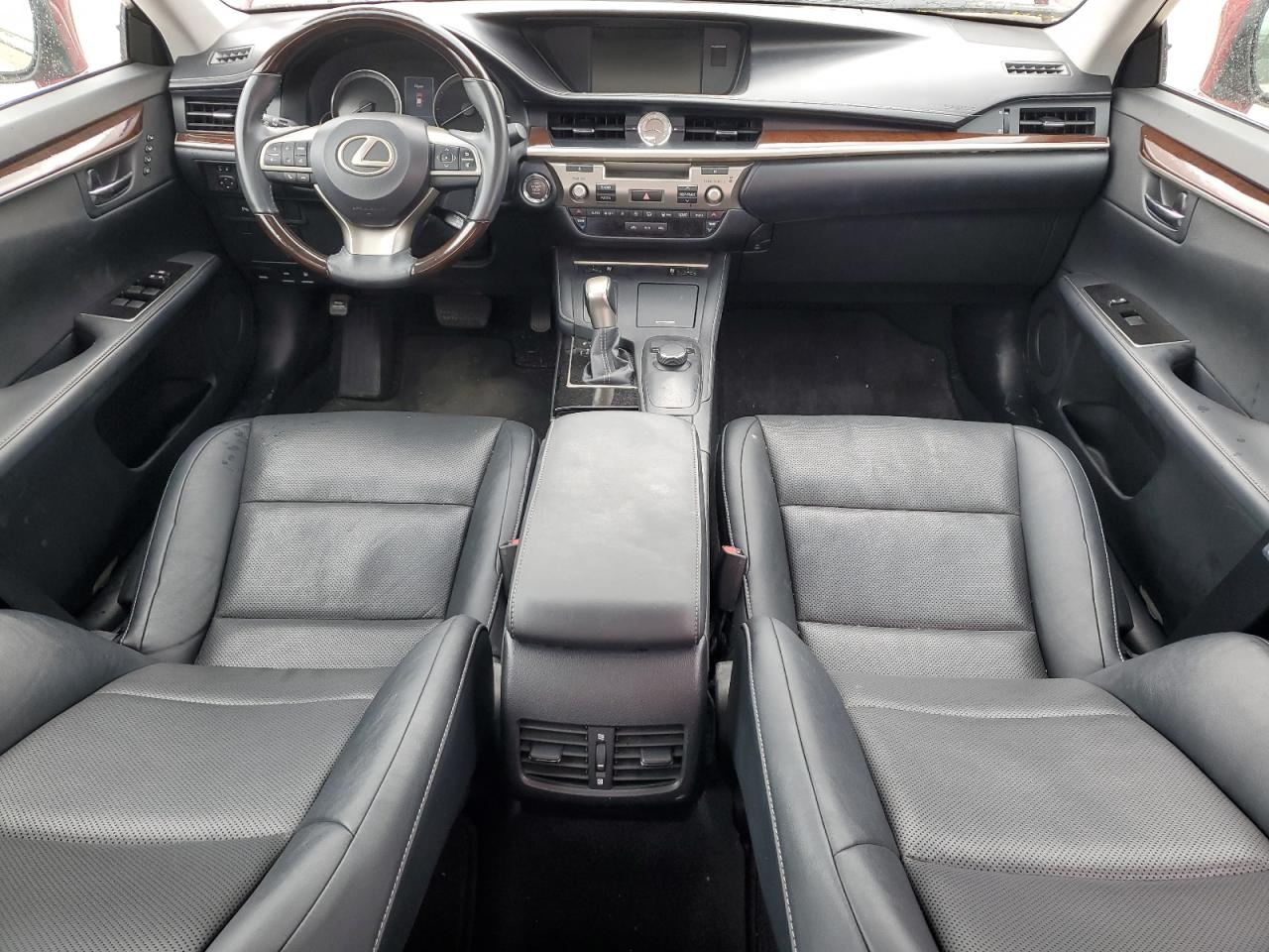 2016 Lexus ES - Image 8