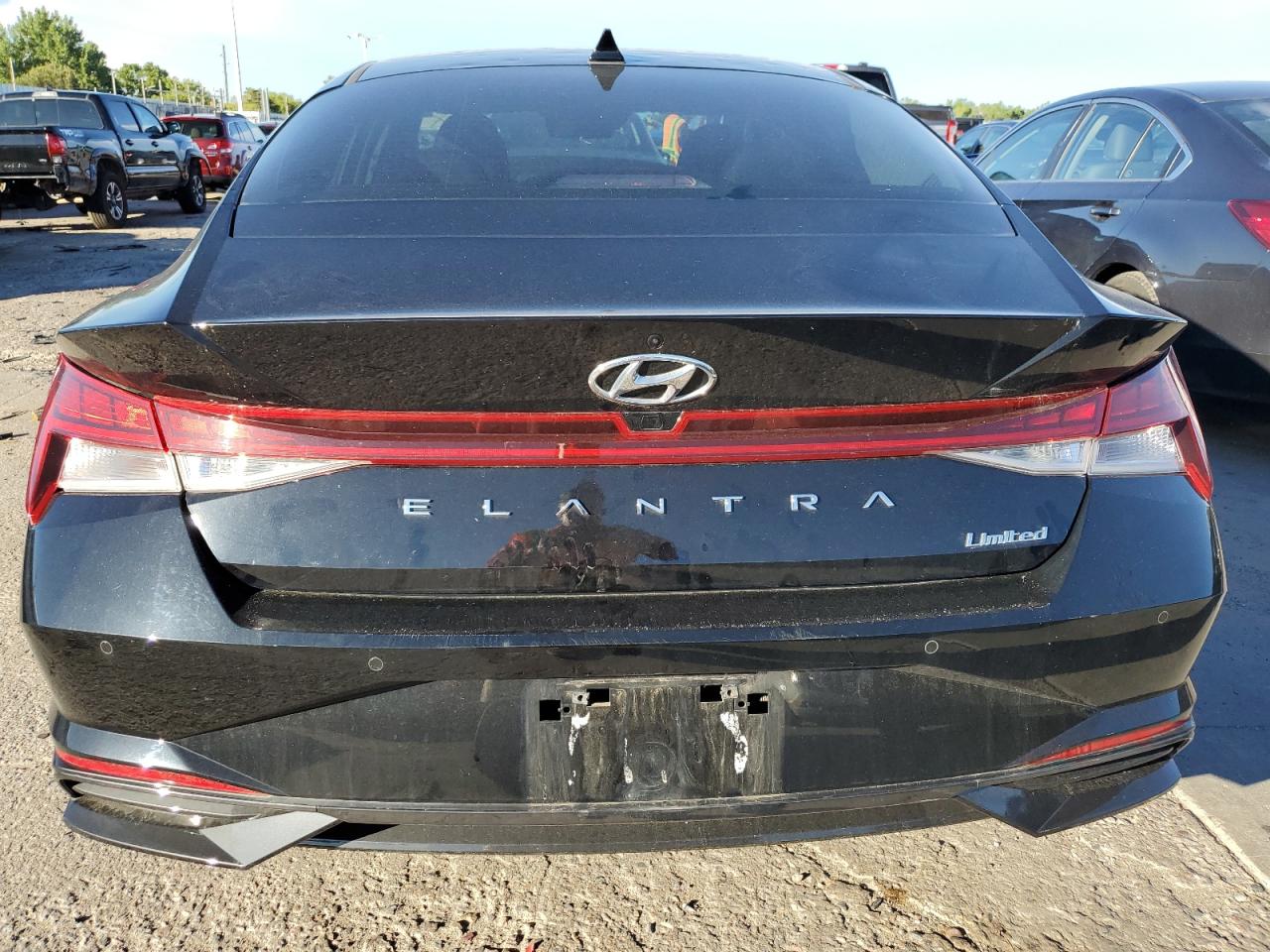 2022 Hyundai Elantra Limited VIN: KMHLP4AG8NU356008 Lot: 68788914