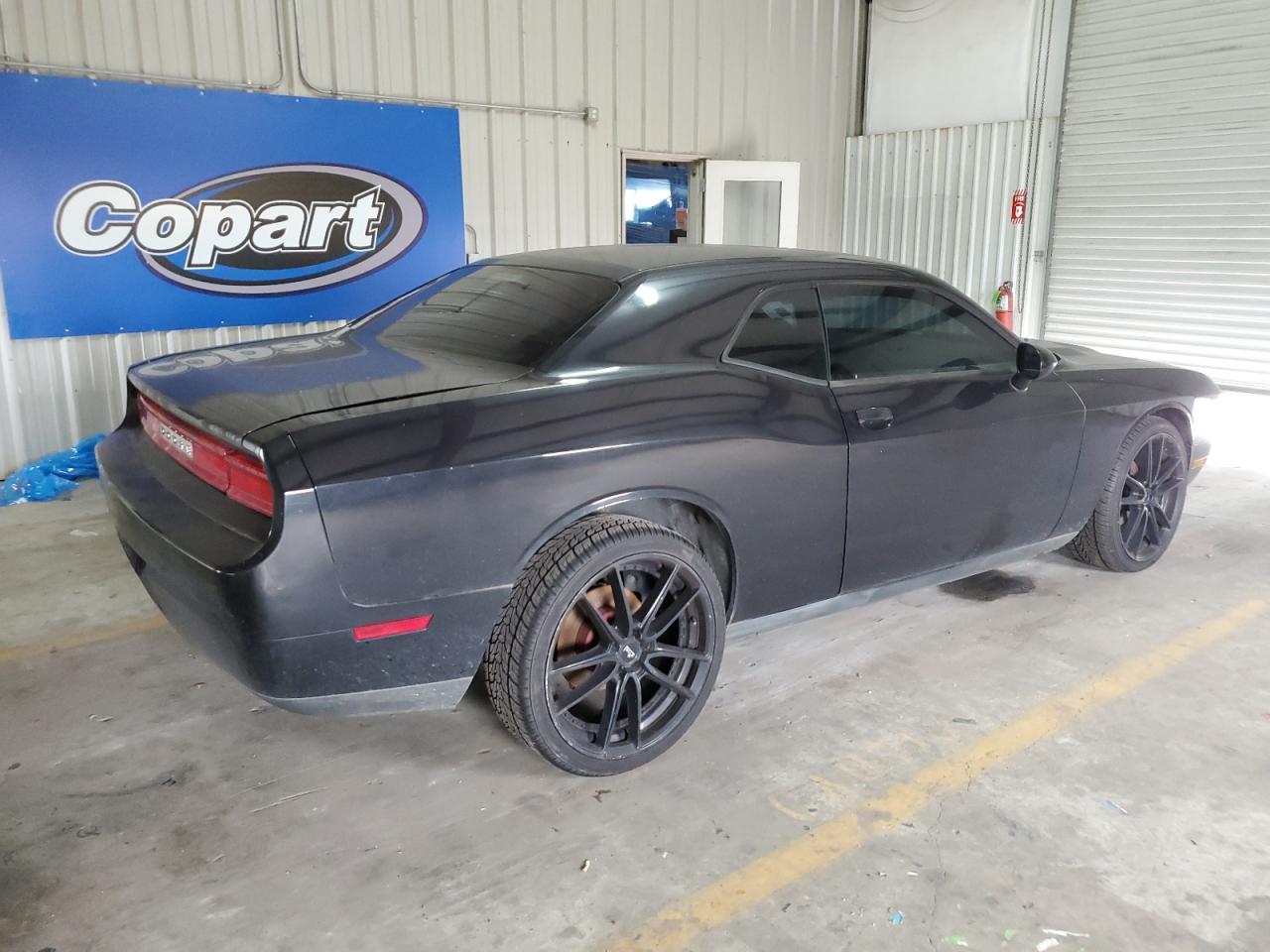 2011 Dodge Challenger - Image 3
