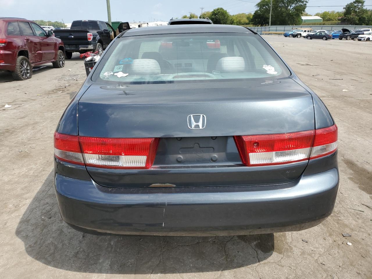 2004 Honda Accord - Image 6