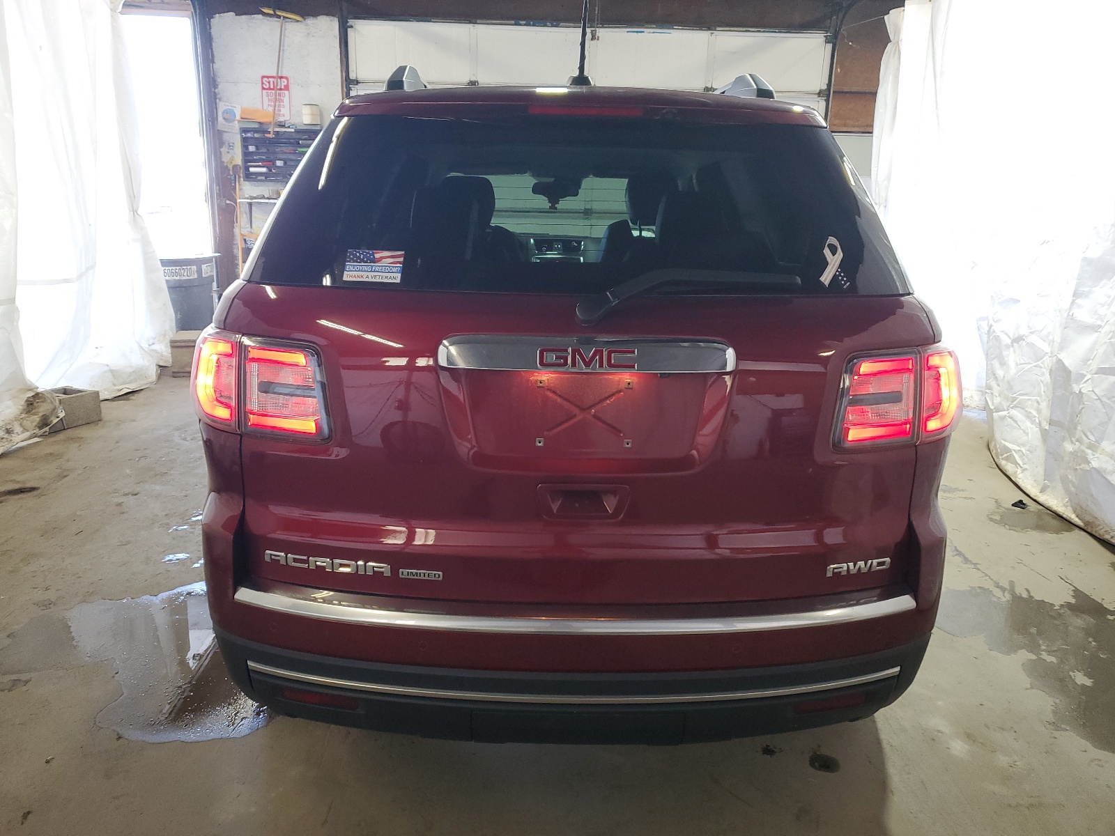 1GKKVSKD2HJ251988 2017 GMC Acadia Limited Slt-2