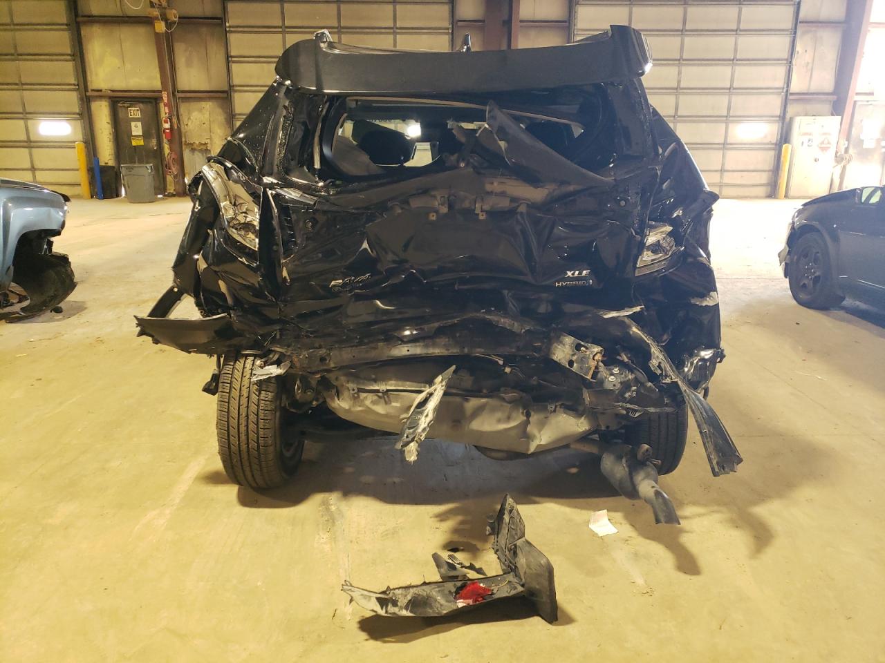 2017 Toyota Rav4 Hv Le VIN: JTMRJREV6HD114330 Lot: 65816704