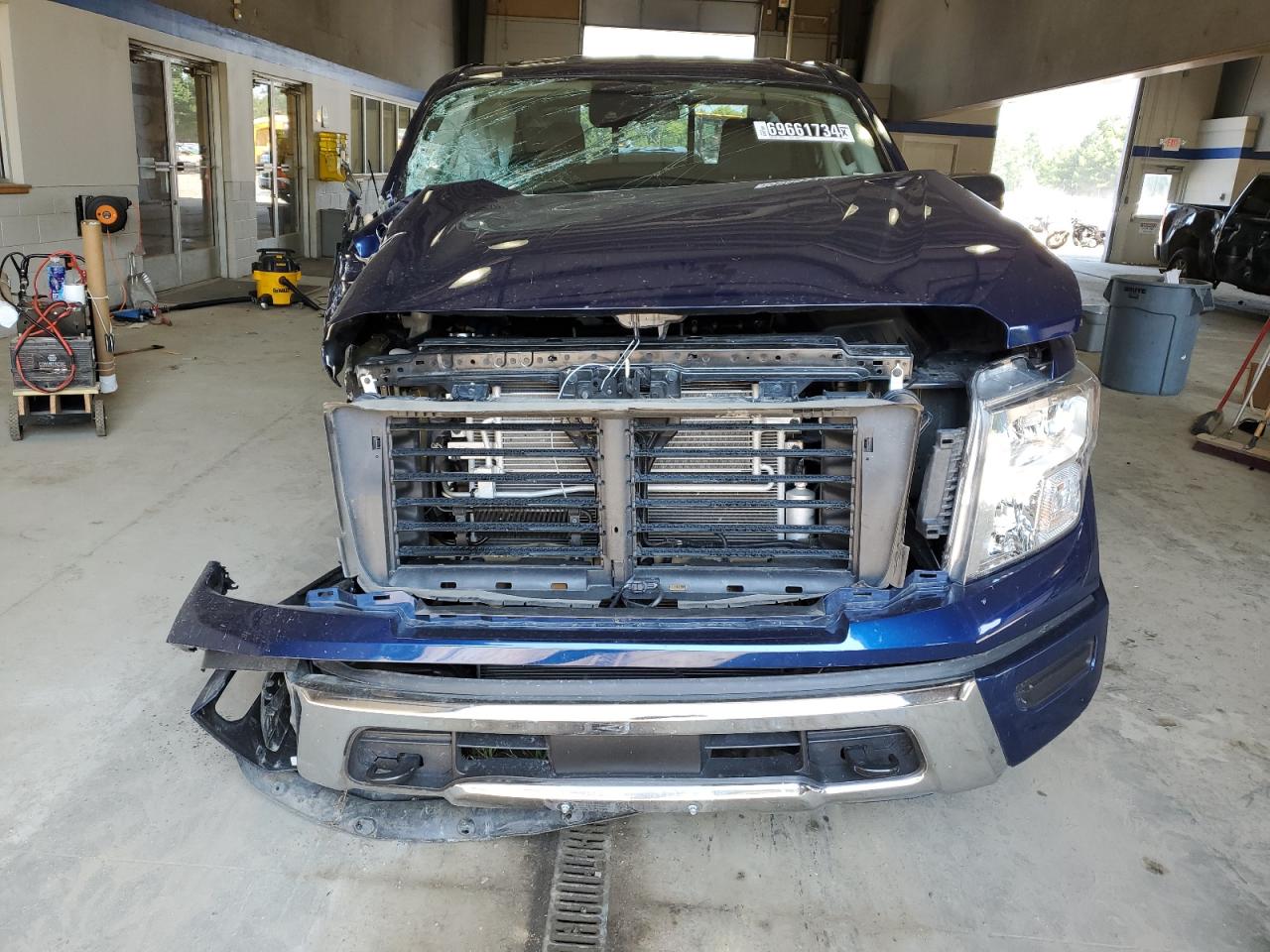 1N6AA1EC4PN115530 Nissan Titan S 5