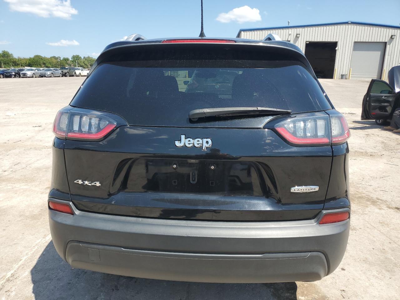 2019 Jeep Cherokee Latitude VIN: 1C4PJMCB0KD213994 Lot: 67418114