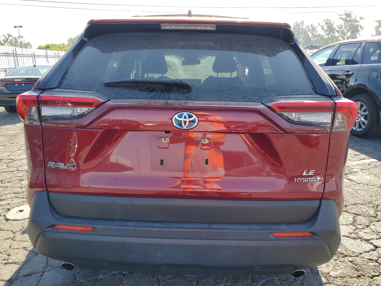 JTMLWRFVXND152564 2022 Toyota Rav4 Le