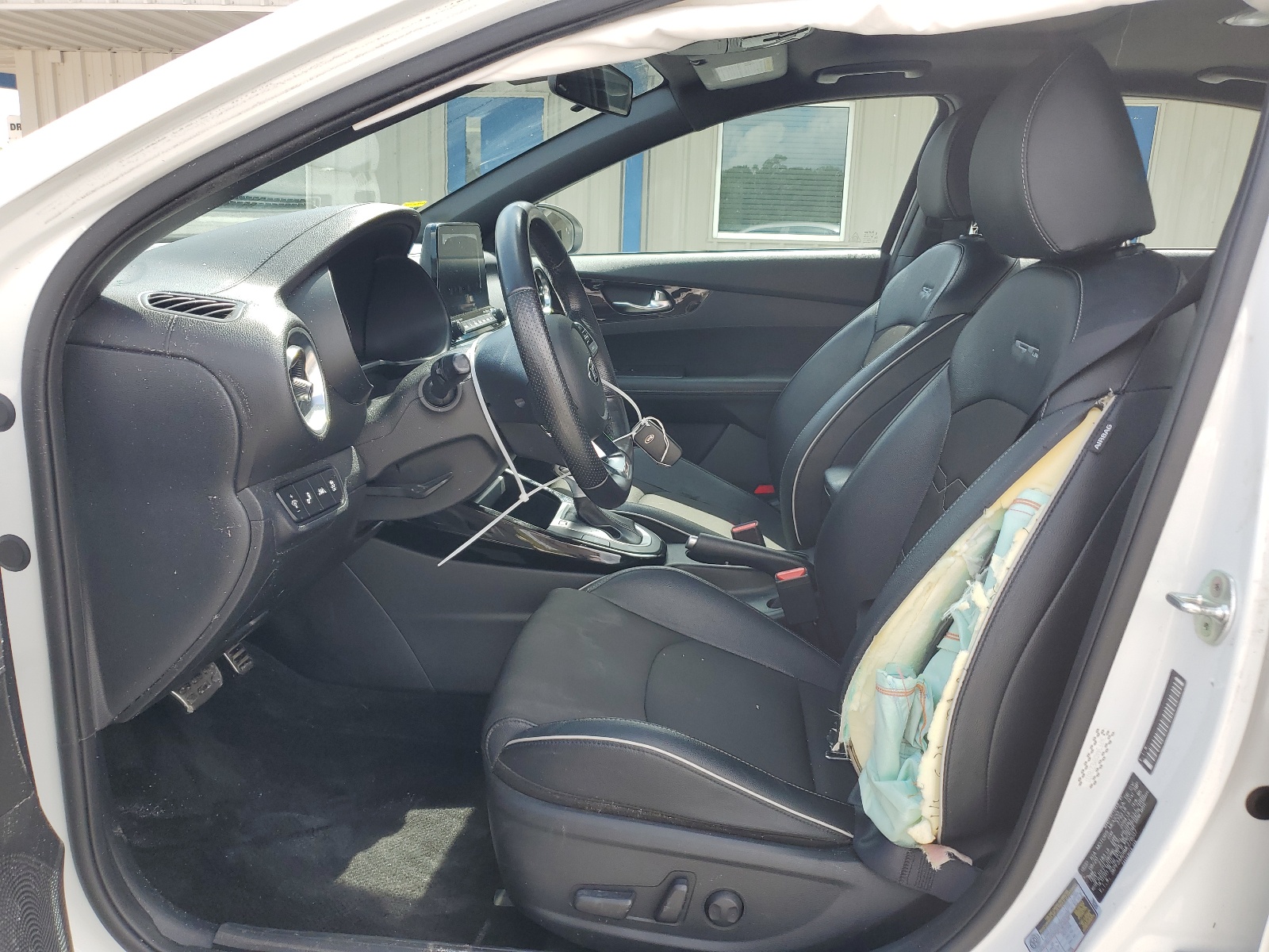 3KPF34AD8ME278037 2021 Kia Forte Gt Line