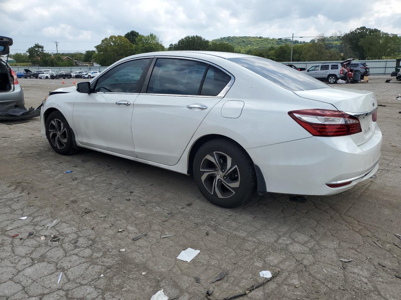 1HGCR2F38HA291273 2017 HONDA ACCORD - Image 2