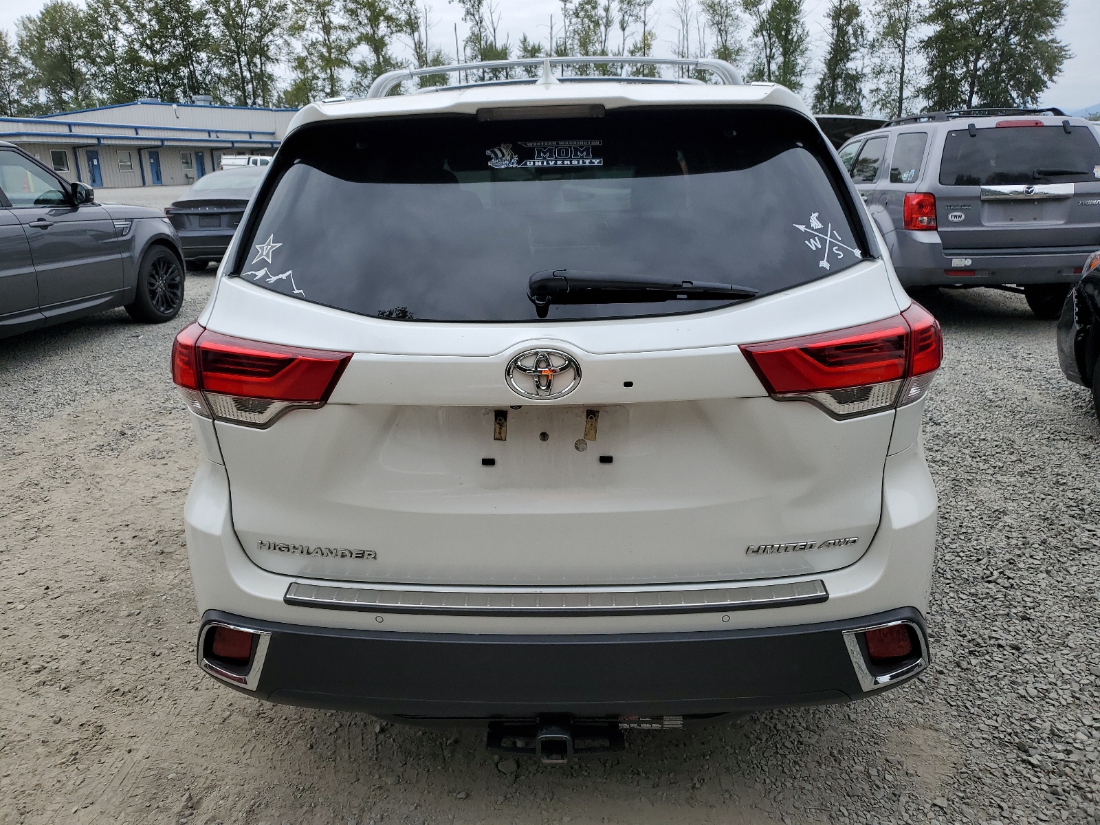 5TDDZRFH4JS491356 2018 Toyota Highlander Limited