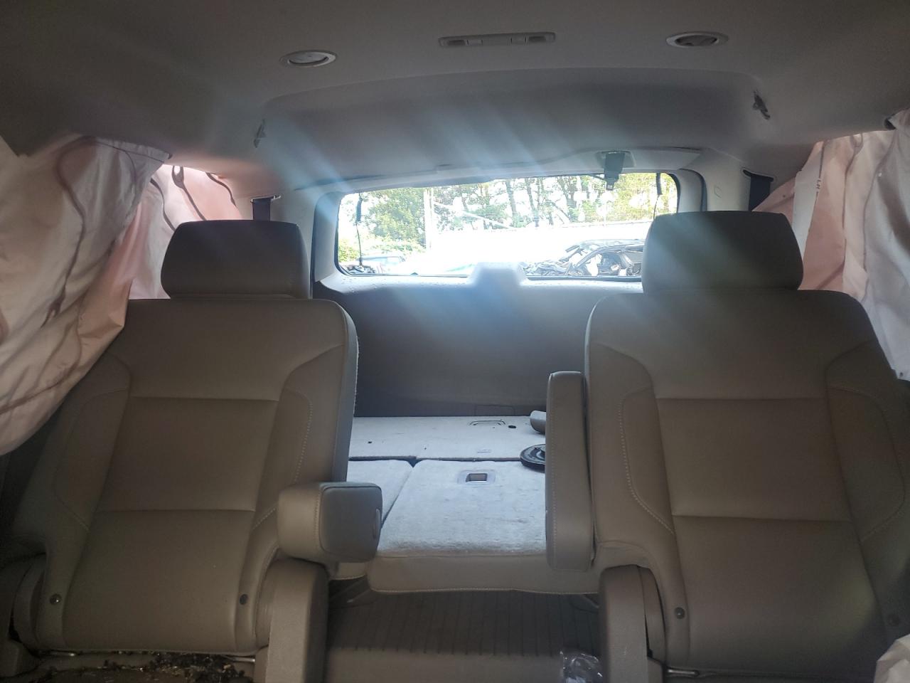 2020 Chevrolet Tahoe - Image 10
