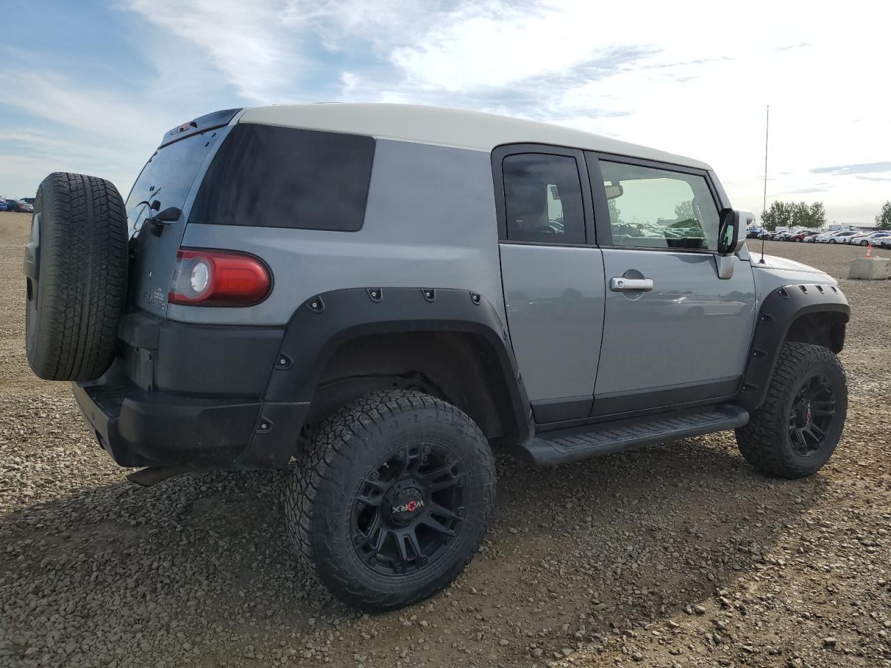 2014 Toyota Fj Cruiser VIN: JTEBU4BF9EK176333 Lot: 68326824